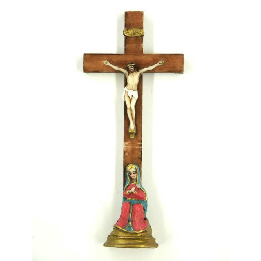 Wachskreuz mit Pieta aus Sockel für Klosterarbeiten