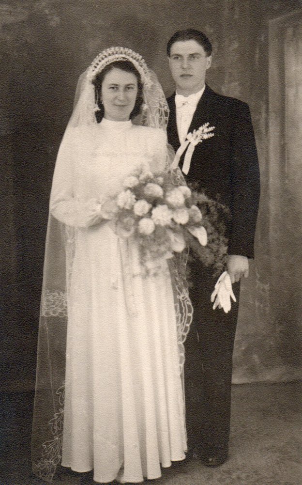 Hochzeit von Magdalena und Mathias Schmidt im Jahre 1950, Mathias Schmidt GmbH in Triftern